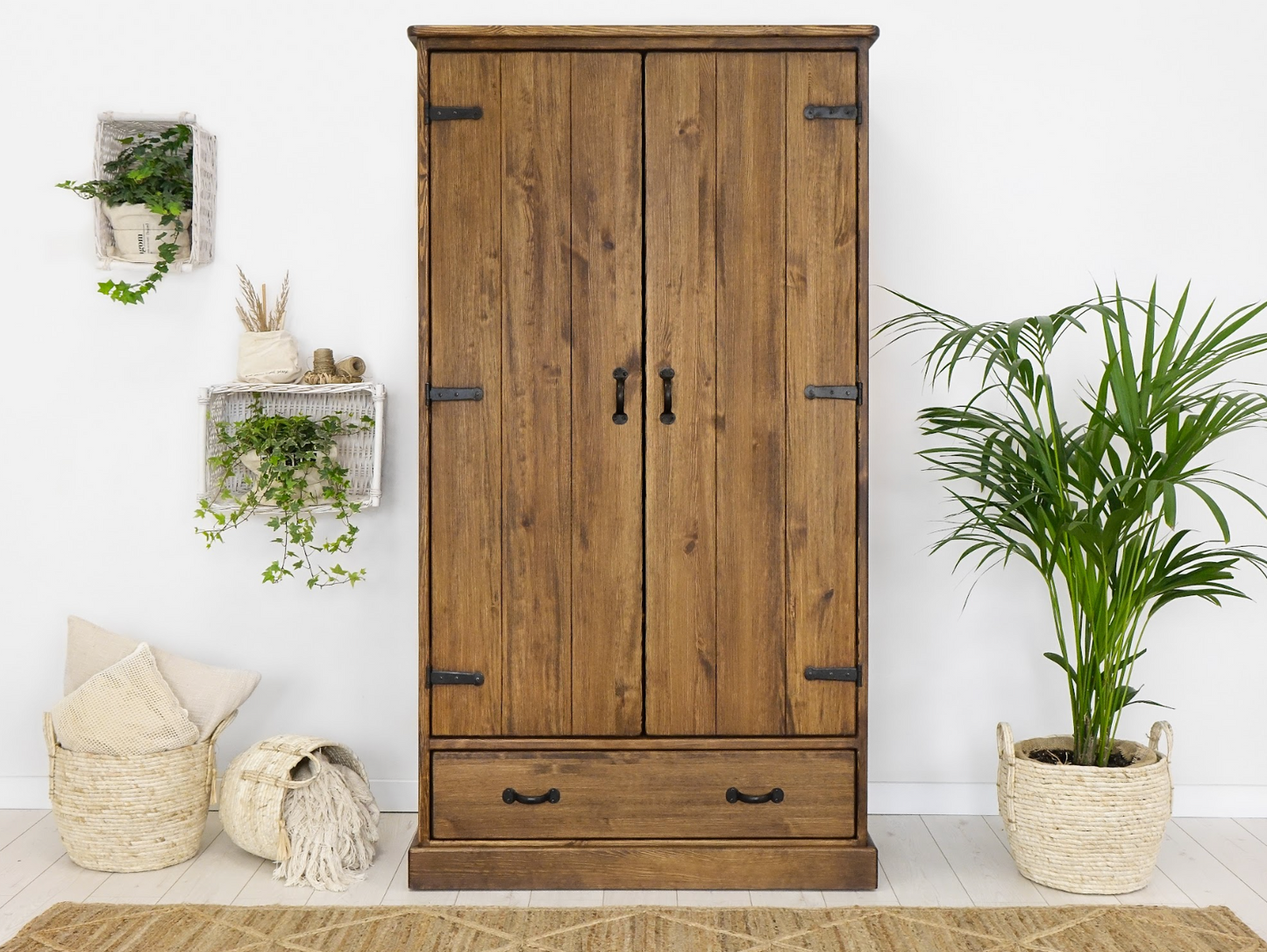 Armoire en bois - AUTHENTIQ