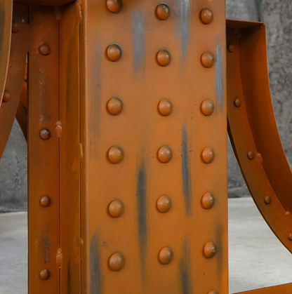Table en bois de manguier avec pied en fer